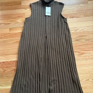 Zara Ribbed Sleeveless Knit Midi Dress Double High Slit Mink  Size Small NWT
